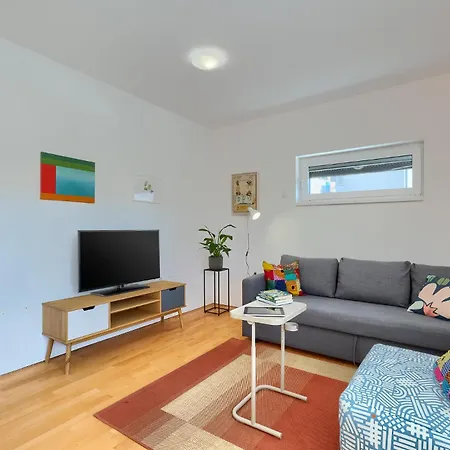 Lungo Mare Apartman *