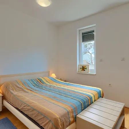 Lungo Mare Apartment