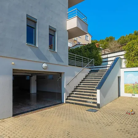 아파트 Lungo Mare