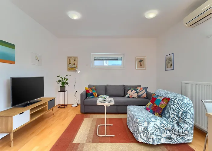 아파트 Lungo Mare *